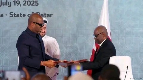 Rendez-vous manqué de Doha, RDC : Léonard She Okitundu parle d’un chantage de la part de l’AFC/M23