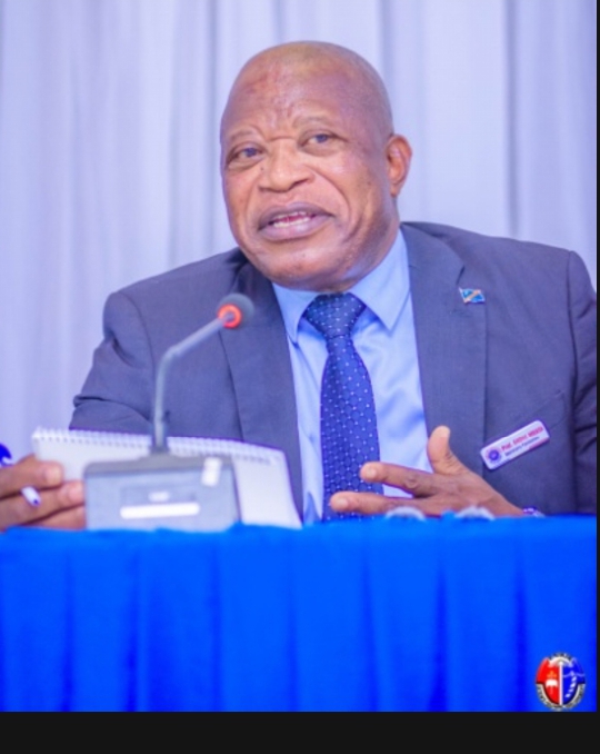 RD. Congo : le Professeur André Mbata a expliqué la problématique de séparation des pouvoirs en Afrique