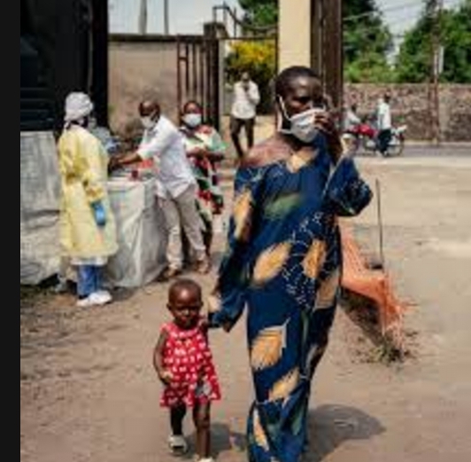 Flambées du virus Ebola en RDC et en Ouganda : l’UNICEF s’active pour la protection et le soutien des enfants et familles