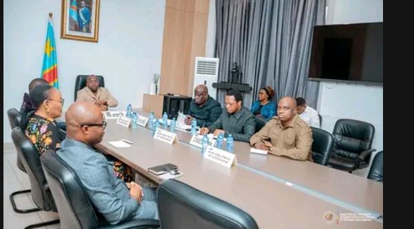 Kinshasa : vers une nouvelle ère de gouvernance , Le VPM Jacquemain Shabani mobilise l’Assemblée provinciale
