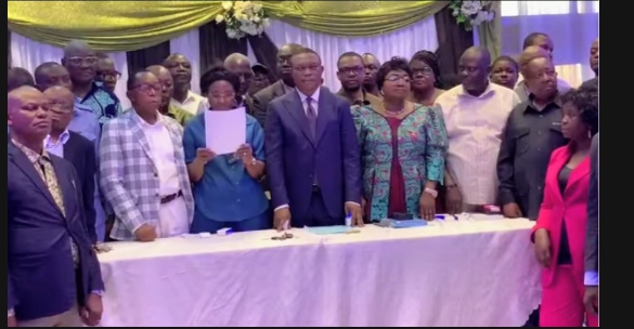 Sous la coordination du Prof André Mulumba : Un Collectif de Professeurs d’universités derrière la Coalition C4 pour le changement de la Constitution