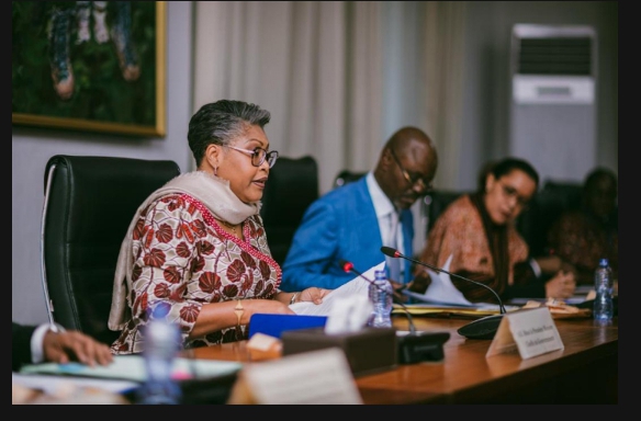 Lors d’une réunion avec l’IGF, RDC : Judith Suminwa briefée sur le rapport à mi-parcours sur l’audit de la paie des agents de l’Etat