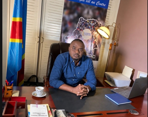Constitution, Référendum & Dialogue : Germain Kambinga contredit l’ECC