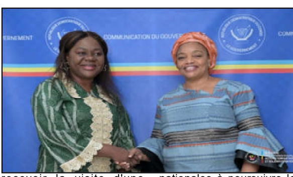 Assistance humanitaire du Gouvernement, Affaires Sociales : Eve Bazaiba au chevet des déplacés du site de Makala à Kalemie !