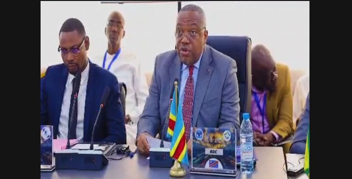 Session ordinaire du Comité Directeur de l’UCCA, OGEFREM : Olivier Tshibola annonce la tenue d’un Forum international sur l’impact des taux de Fret à Kinshasa