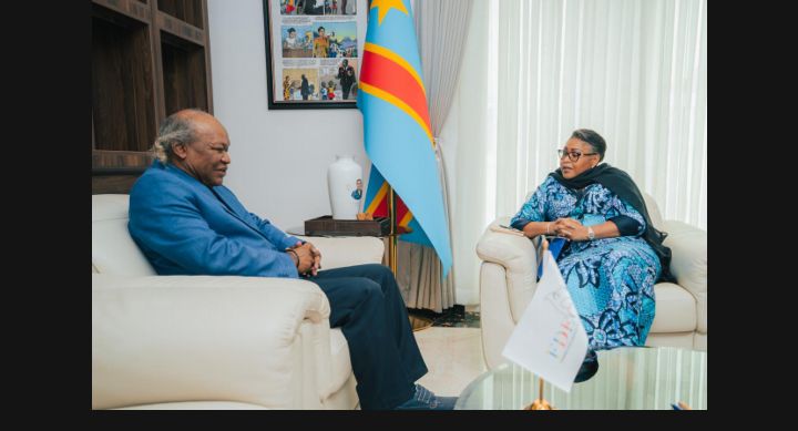 Chez Judith Suminwa : Barly Baruti sollicite le soutien de la Première Ministre pour la réussite du “Salon africain de la BD et de l’autre Musik’’