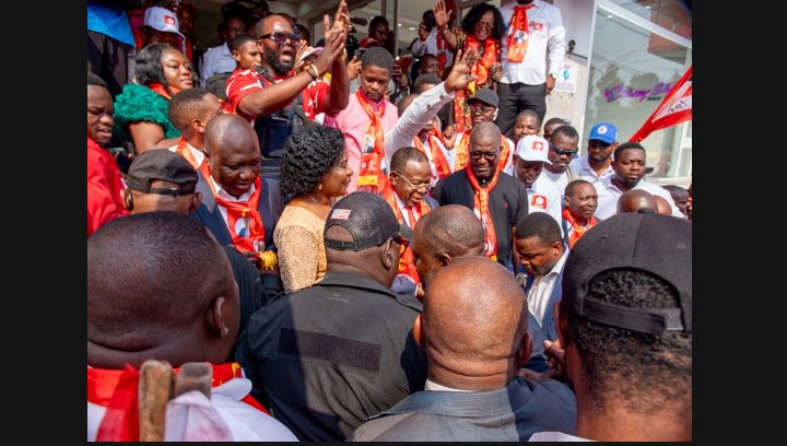 Autorité morale et Leader incontestable de l’AFDC : Rentrée triomphale de Bahati Lukwebo les frondeurs la queue dans les pattes !
