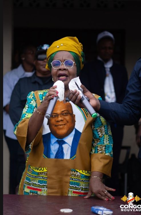 Sankuru : Léonnie Kandolo Omoyi en itinérance pour un Congo nouveau