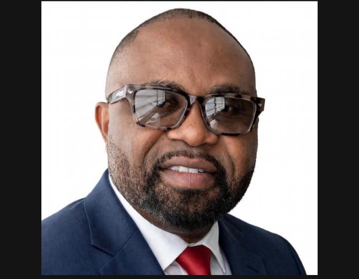 Manque d’infrastructures et d’électricité, Kwango : Cox Kokow Muyangi saisit le Gouvernement Suminwa