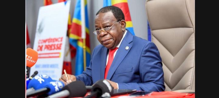 AFDC : Bahati Lukwebo monte au créneau contre une nouvelle rébellion et réaffirme sa loyauté à Félix Tshisekedi